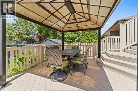 1531 Venetian Avenue Windsor ON N8P 1P9