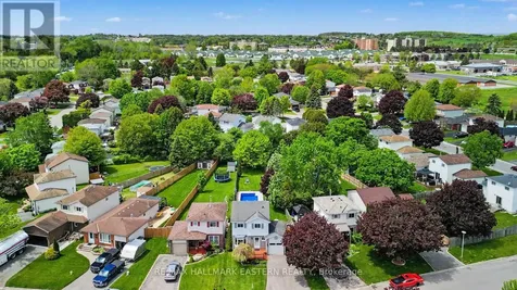 6 Sanders Drive Port Hope ON L1A 4E8