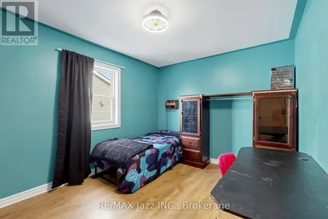 81 Harcourt Street Port Hope ON L1A 1M3