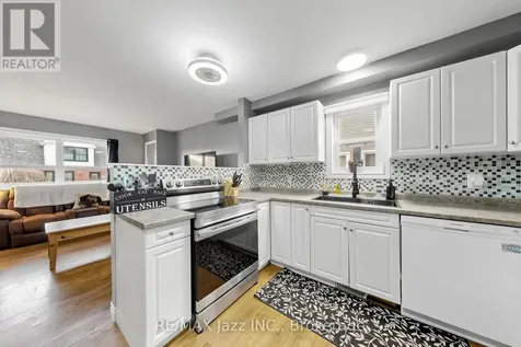 81 Harcourt Street Port Hope ON L1A 1M3