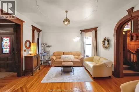 325 Wellington Street West Chatham ON N7M 1K2