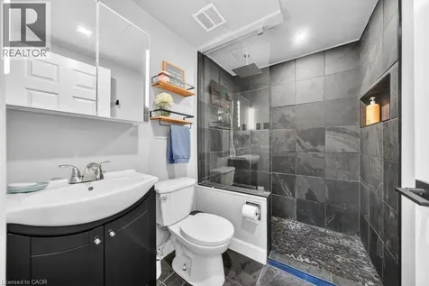 118 West 33rd Street Hamilton ON L9C 5J1