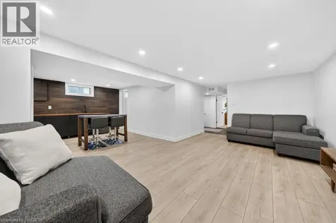 118 West 33rd Street Hamilton ON L9C 5J1