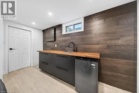 118 West 33rd Street Hamilton ON L9C 5J1