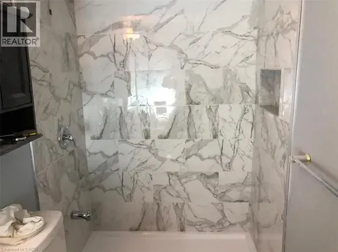 4008 Berton Avenue Burlington ON L7M 4M6