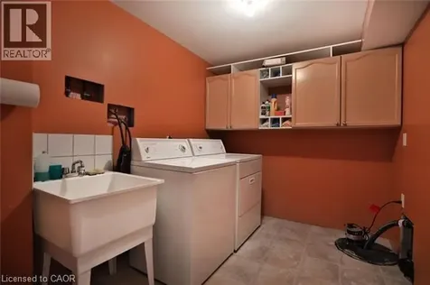 4008 Berton Avenue Burlington ON L7M 4M6