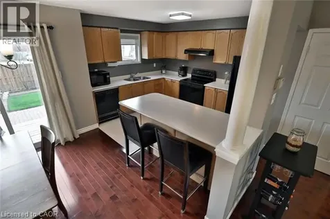 4008 Berton Avenue Burlington ON L7M 4M6