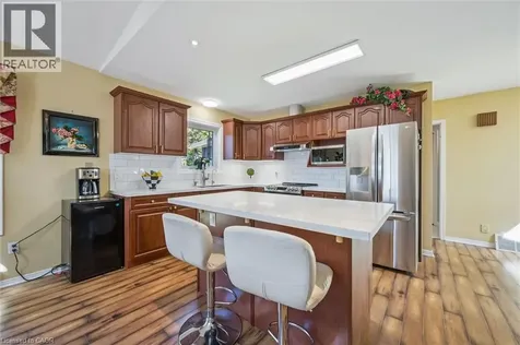 39 Holly Trail Puslinch ON N3C 2V4
