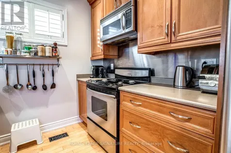 33 Athlone Road Toronto (east York) ON M4J 4H3