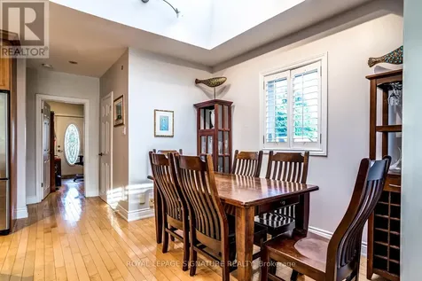 33 Athlone Road Toronto (east York) ON M4J 4H3