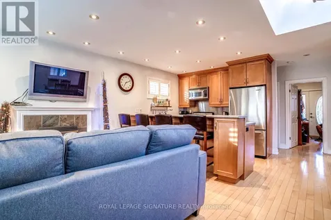 33 Athlone Road Toronto (east York) ON M4J 4H3