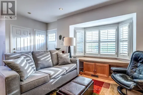 33 Athlone Road Toronto (east York) ON M4J 4H3