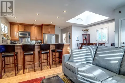 33 Athlone Road Toronto (east York) ON M4J 4H3