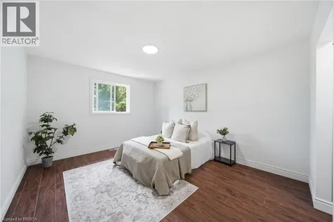 1 Buchanan Crescent Brantford ON N3P 2B2