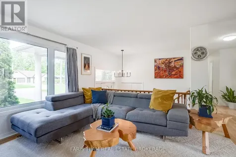 643 Glen Crescent Orillia ON L3V 6R2