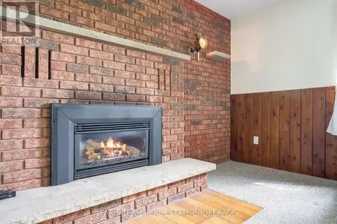 643 Glen Crescent Orillia ON L3V 6R2