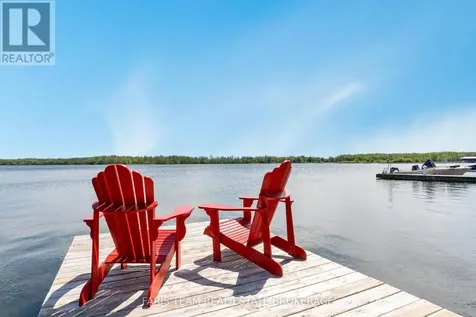 643 Glen Crescent Orillia ON L3V 6R2