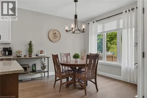 68 Cedar Street Paris ON N3L 0L4