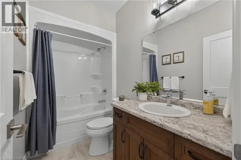 68 Cedar Street Paris ON N3L 0L4