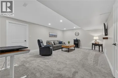 68 Cedar Street Paris ON N3L 0L4