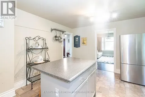 105 Barrie Street Bradford West Gwillimbury (bradford) ON L9S 2C9