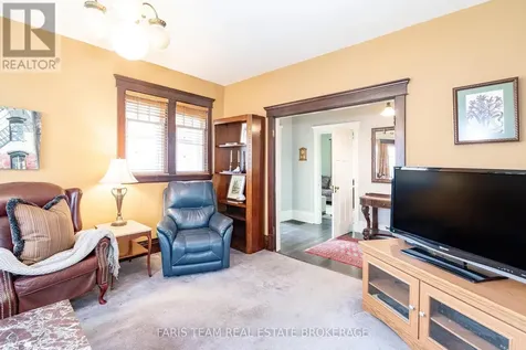 105 Barrie Street Bradford West Gwillimbury (bradford) ON L9S 2C9