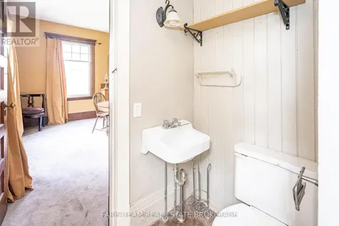105 Barrie Street Bradford West Gwillimbury (bradford) ON L9S 2C9