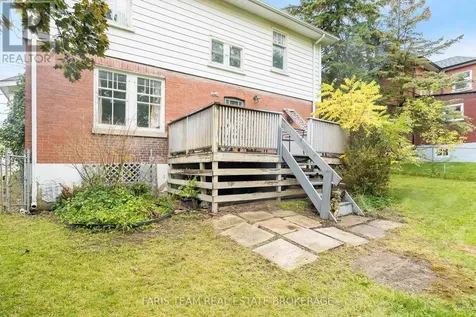 105 Barrie Street Bradford West Gwillimbury (bradford) ON L9S 2C9