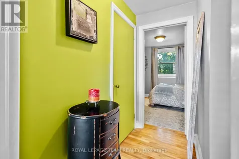 421 Greenwood Avenue Ottawa ON K2A 0X5