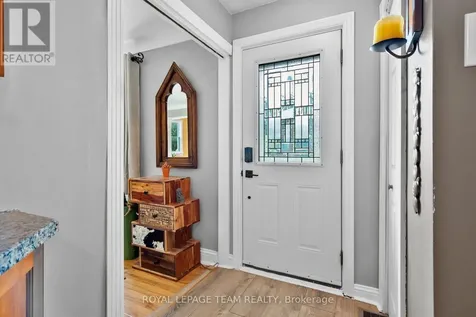 421 Greenwood Avenue Ottawa ON K2A 0X5