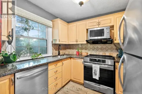 421 Greenwood Avenue Ottawa ON K2A 0X5