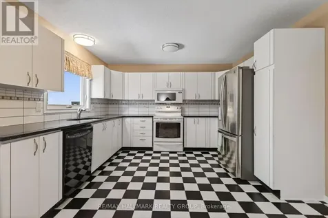 307 Beechgrove Avenue Ottawa ON K1Z 6R4