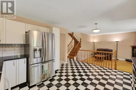 307 Beechgrove Avenue Ottawa ON K1Z 6R4