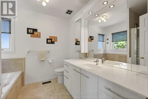 307 Beechgrove Avenue Ottawa ON K1Z 6R4