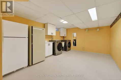307 Beechgrove Avenue Ottawa ON K1Z 6R4