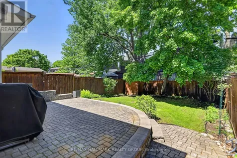 307 Beechgrove Avenue Ottawa ON K1Z 6R4
