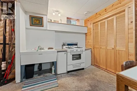21072 Pier Road Wheatley ON N0P 2P0