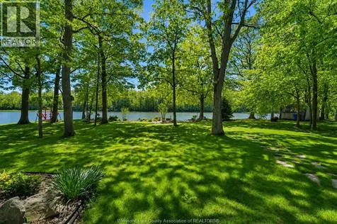 21072 Pier Road Wheatley ON N0P 2P0