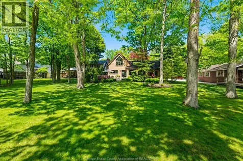 21072 Pier Road Wheatley ON N0P 2P0