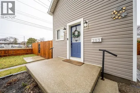 203 Sheldon Avenue Chatham ON N7L 3N1