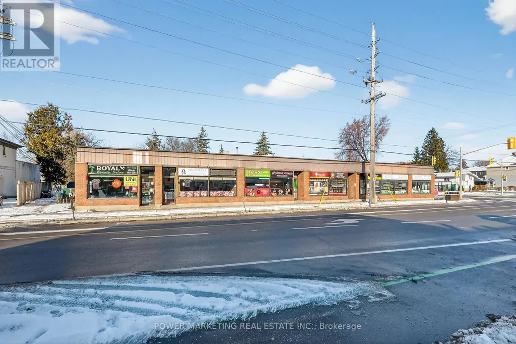 411 Mcarthur Avenue Ottawa ON K1K 1G7