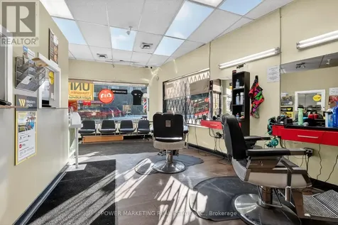 411 Mcarthur Avenue Ottawa ON K1K 1G7