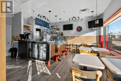 411 Mcarthur Avenue Ottawa ON K1K 1G7