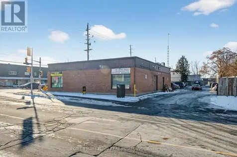 411 Mcarthur Avenue Ottawa ON K1K 1G7
