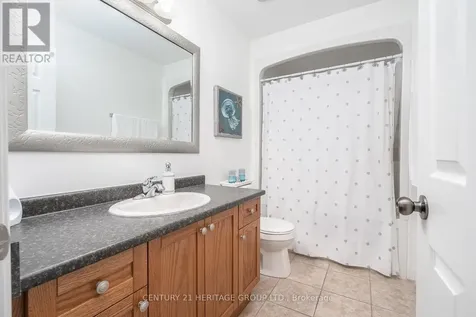 32 Hyslop Avenue Hamilton ON L0R 1P0