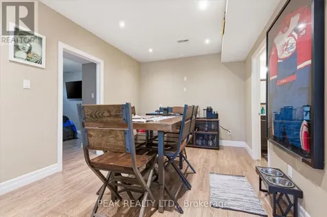 901 Valebrook Court Kitchener ON N2A 0E5