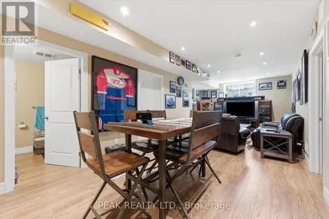 901 Valebrook Court Kitchener ON N2A 0E5