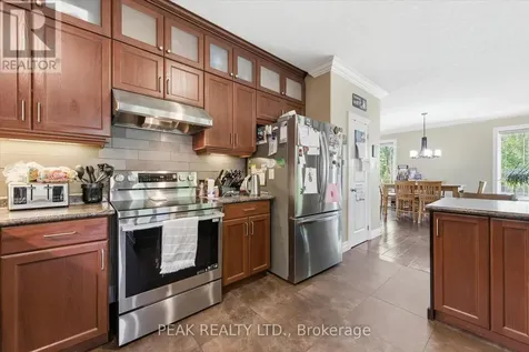 901 Valebrook Court Kitchener ON N2A 0E5