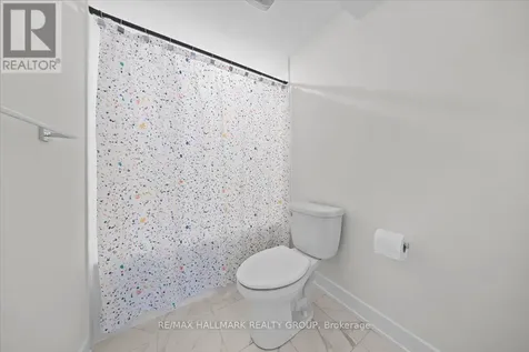 525 Tahoe Heights Ottawa ON K1T 0W1