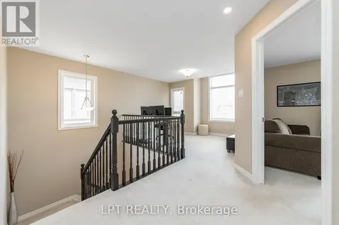 908 Pedigree Street Ottawa ON K2S 0Y5